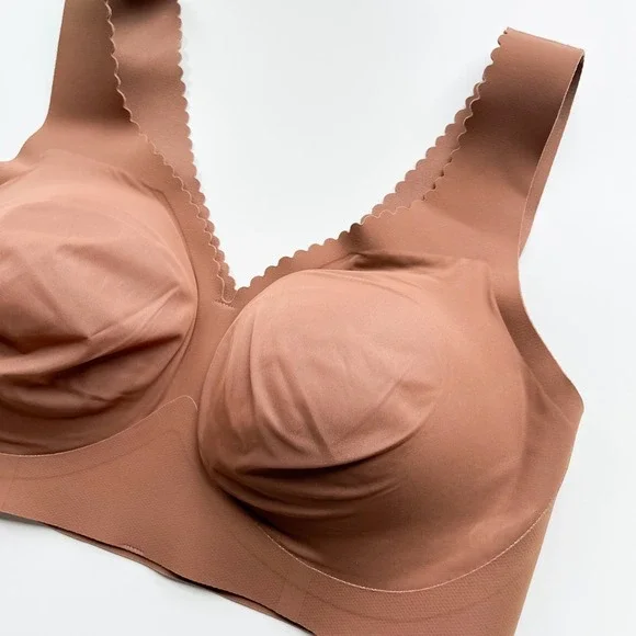 Evelyn & Bobbie The Evelyn Bra Medium Brown Seamless Wireless Stretch - Picture 2 of 7